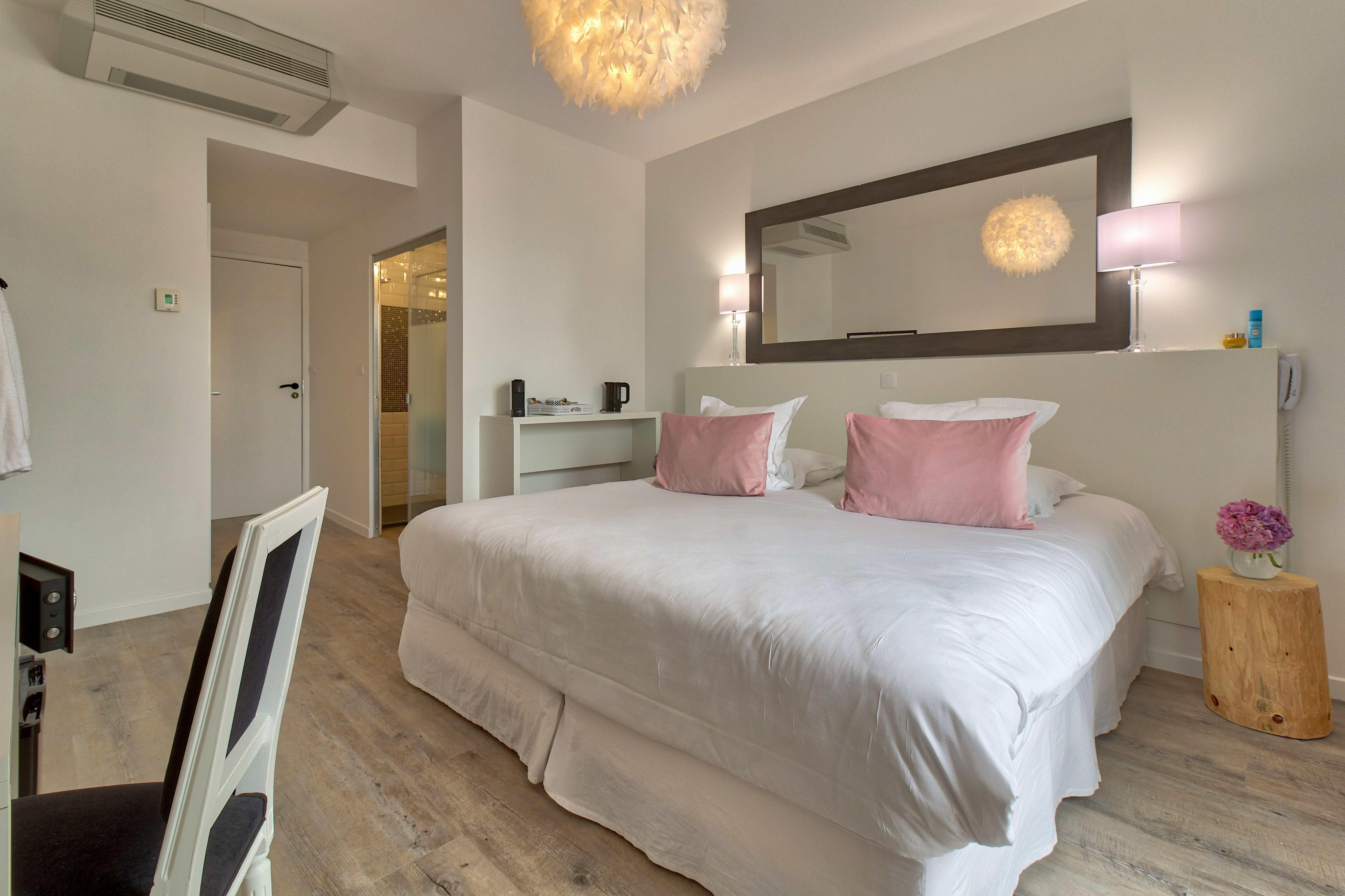 Belfry & Spa By Ligne St Barth Lurdy Exteriér fotografie A room at the hotel