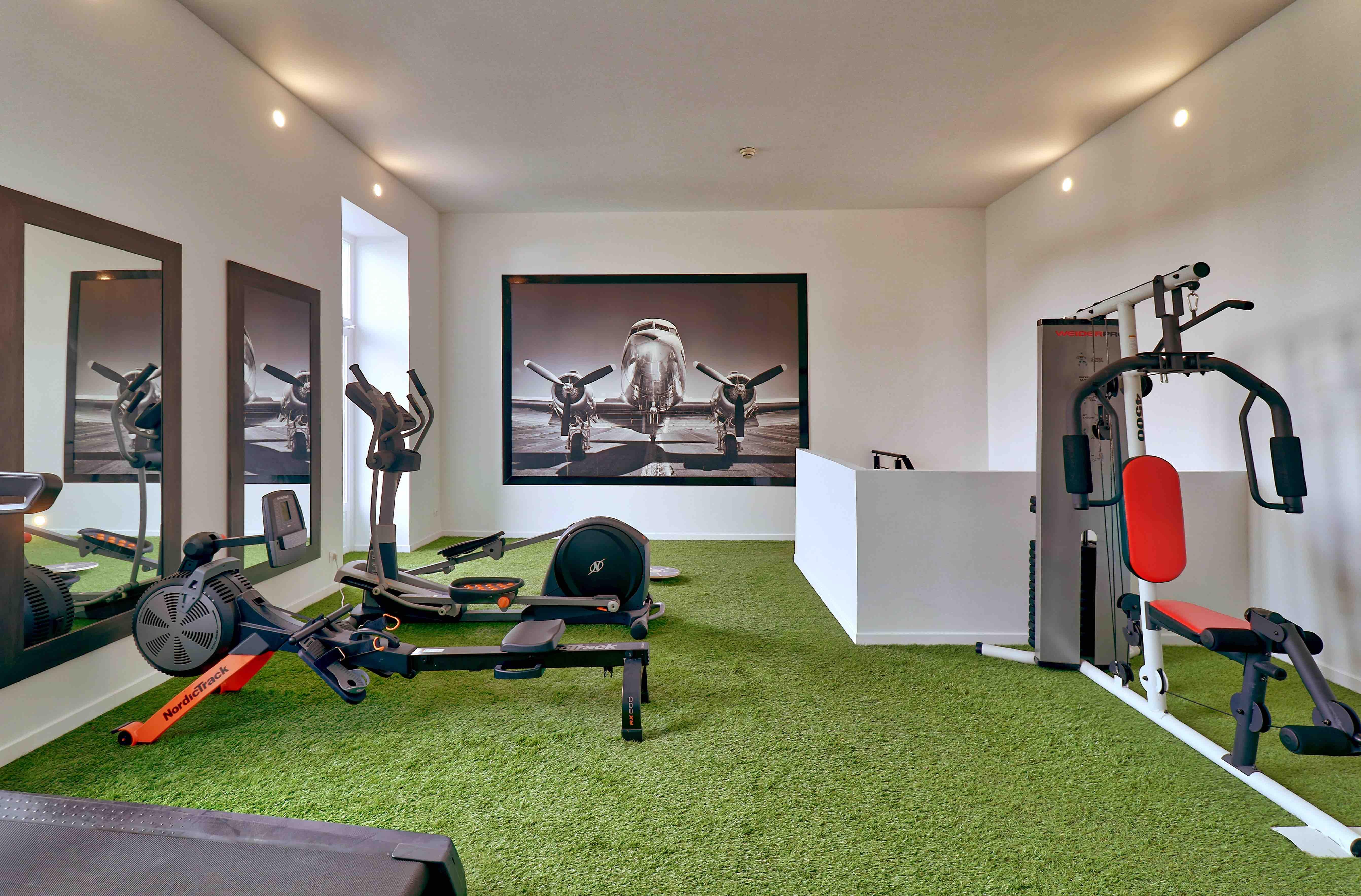 Belfry & Spa By Ligne St Barth Lurdy Exteriér fotografie A home gym