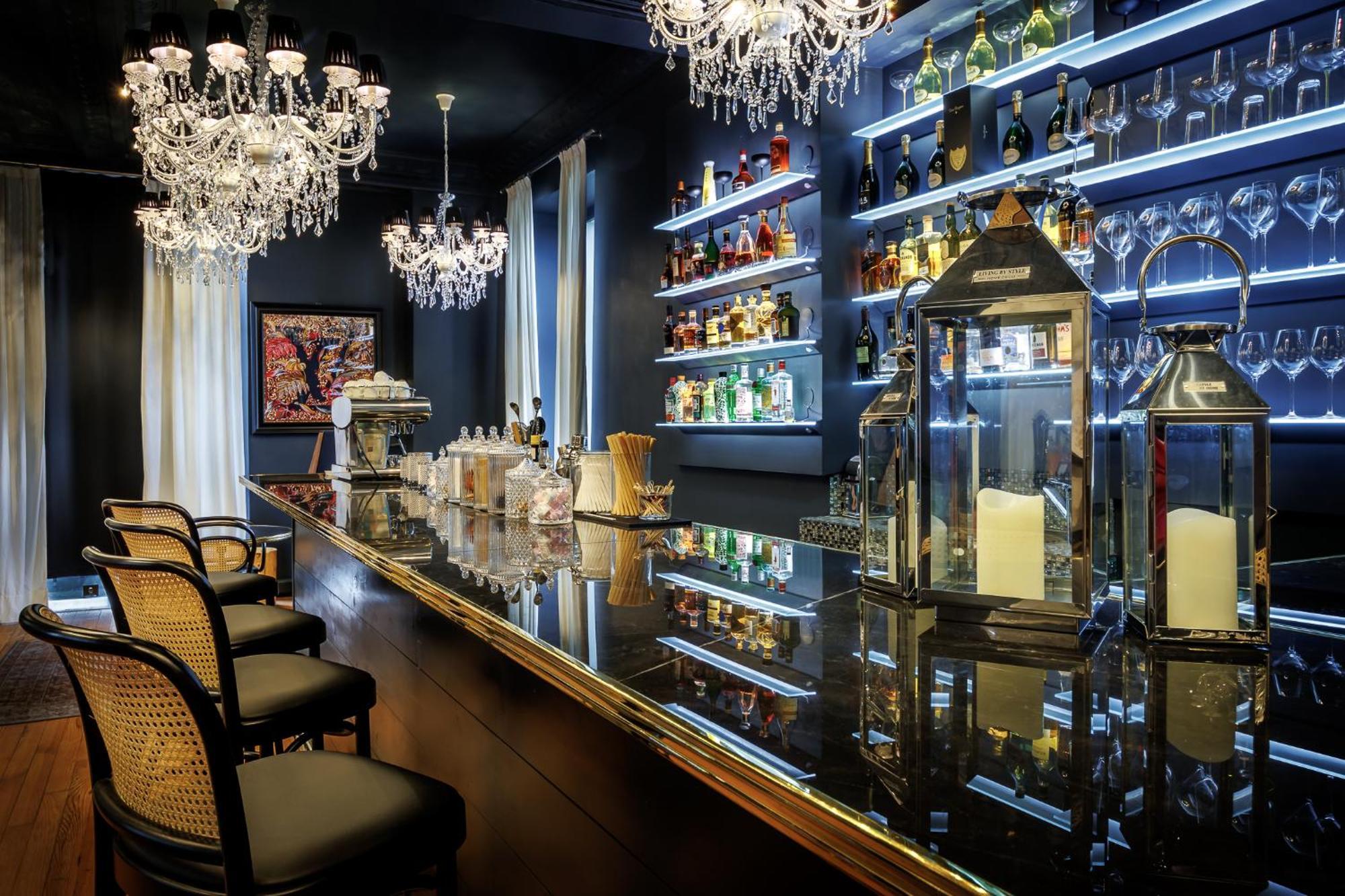 Belfry & Spa By Ligne St Barth Lurdy Exteriér fotografie The bar at the 21 Club